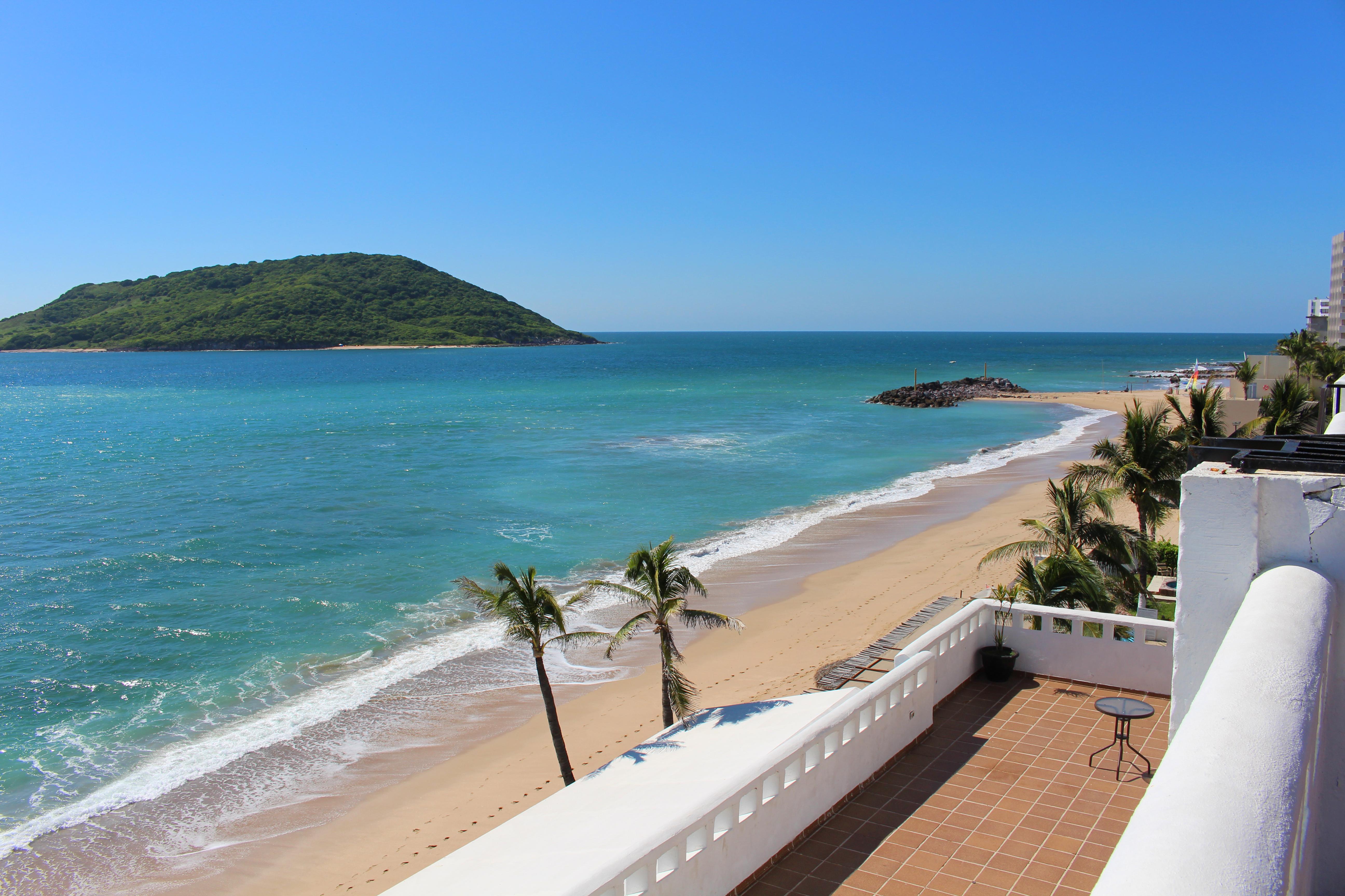 Hotel Quijote Inn Mazatlan Exterior photo